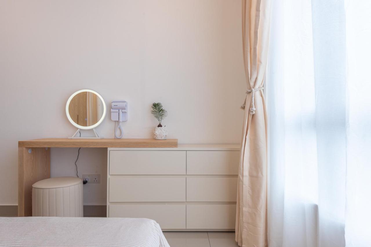 Serene Muji Family